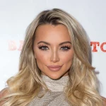 Lindsey Pelas