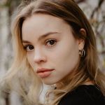 Lea Zoë Voss