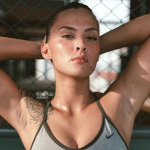 Simone Julia