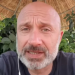 Suat Güzey