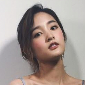 Gingle Wang, Lin Tzu-Ching en Central de Policía de Gia-Gun