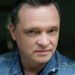 Serge Postigo