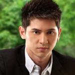 Ahron Villena