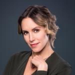 Alexandra De La Mora