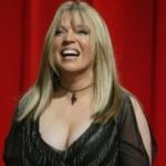 Ednita Nazario
