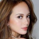 Ellen Adarna