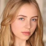 Emma Broz