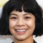 Eva Noblezada