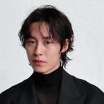 Jae-Wook Lee