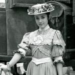 Joyce Ames
