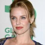 Kelli Garner