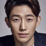 Ki-Young Kang