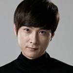 Kyeong Hoon Min