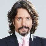 Laurence Llewelyn-Bowen