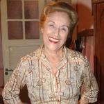 Nair Bello