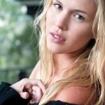 Sharon Hinnendael