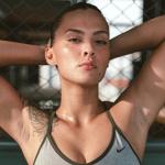 Simone Julia