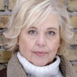 Suzanne Axell