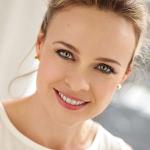 Tami Stronach