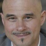 Xavier Tchili