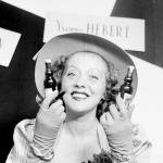 Yvonne Hébert