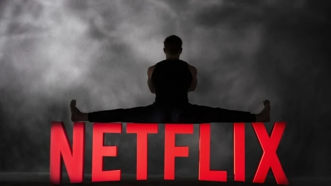 Jean-Claude Van Damme es 'El último mercenario' en la nueva comedia de acción de Netflix