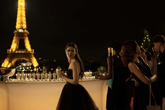'Emily en París': la nueva serie del creador de 'Sexo en Nueva York'