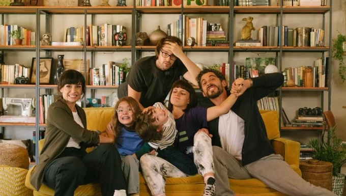 'Mamá o papá', la nueva comedia de Dani de la Orden