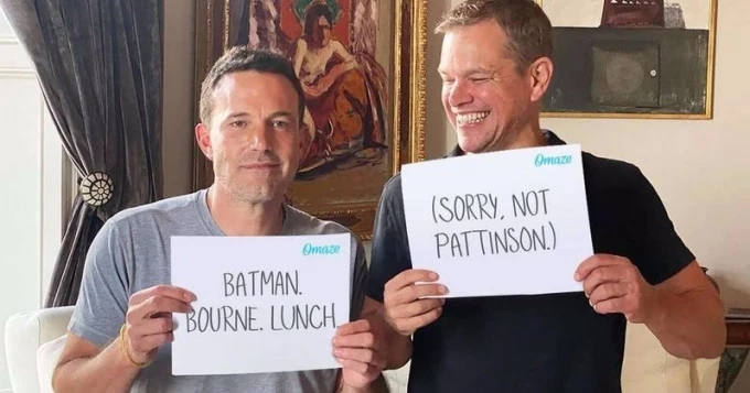 Matt Damon se burla de Ben Affleck por perder el papel de Batman