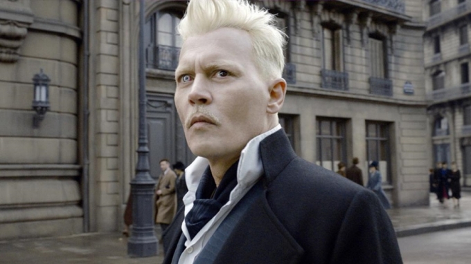 Johnny Depp abandona la saga 'Animales fantásticos' por decisión de Warner
