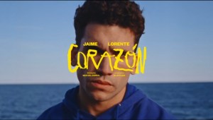 El actor Jaime Lorente estrena la canción 'Corazón'