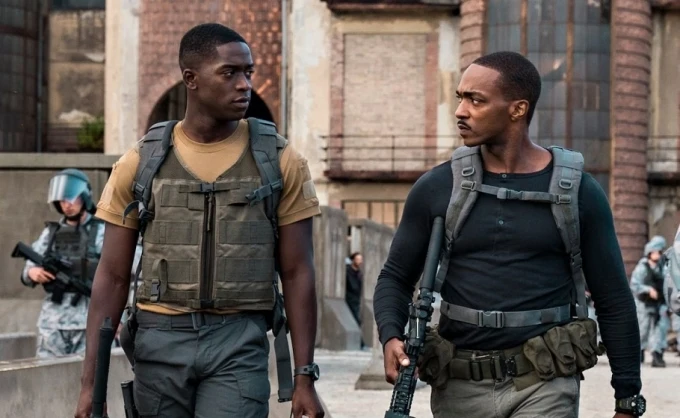 'A descubierto': Anthony Mackie, soldado androide