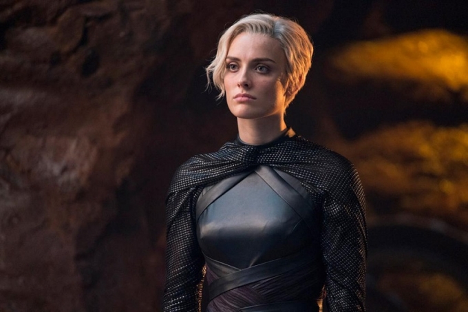 'Batwoman': Wallis Day reemplaza a Ruby Rose como Kate Kane