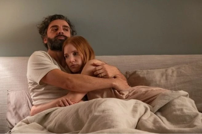 'Secretos de un matrimonio': Oscar Isaac y Jessica Chastain versionan un clásico de Bergman