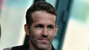 Ryan Reynolds intenta el reto de Grace Kelly en TikTok