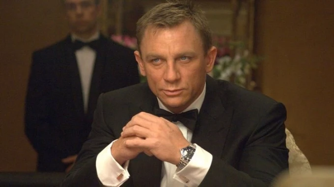 Emotiva despedida de Daniel Craig al terminar el rodaje de 'Sin tiempo para morir'