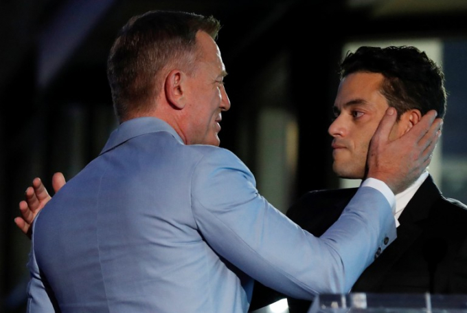 Craig y Rami Malek (Reuters)