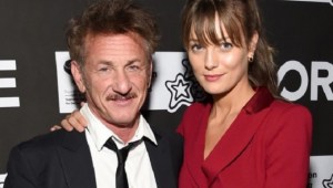 Sean Penn se divorcia de una actriz 32 años más joven