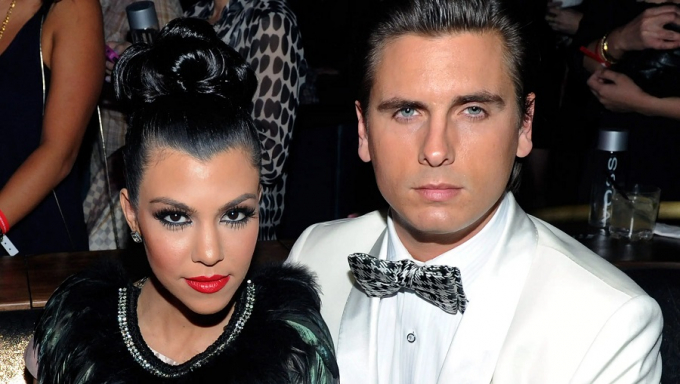 Scott Disick está 'furioso' por el compromiso de su ex Kourtney Kardashian