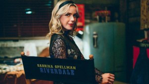 Sabrina llega a Riverdale en el avance de la temporada 6