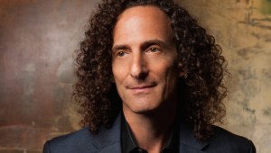 Kenny G, presenta documental y confiesa el secreto de sus rizos (no te va a gustar)