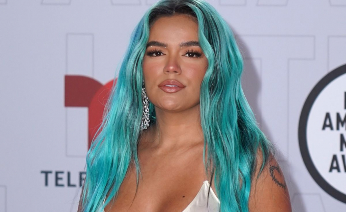 Karol G actuará en la serie de Netflix 'Sky Rojo'