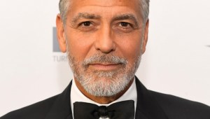 George Clooney recuerda su accidente de moto casi mortal en 2018