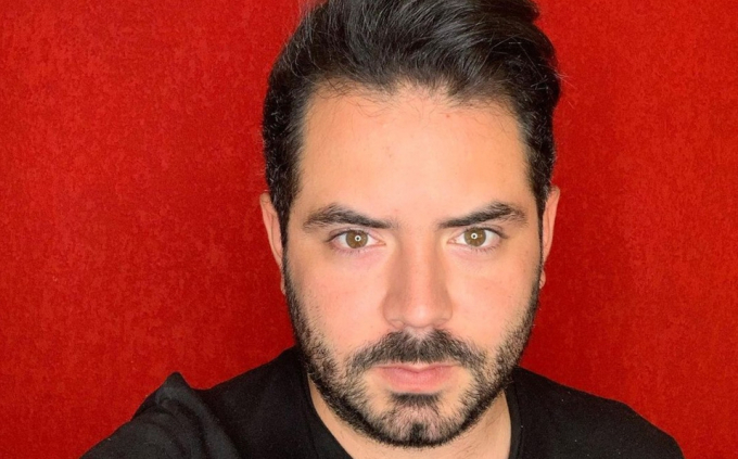 ¿Por qué tiene un ataúd en casa José Eduardo Derbez?