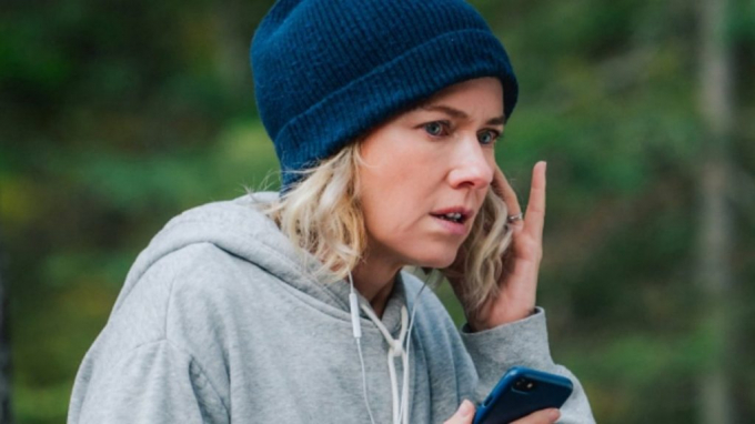 Naomi Watts intenta evitar un tiroteo escolar en 'Desesperada'