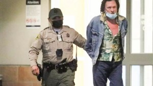 El actor Michael Madsen es detenido por allanamiento