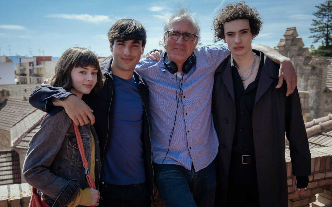 'Hollyblood': una comedia romántica de vampiros con Óscar Casas y Carlos Suárez