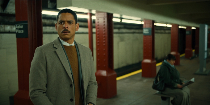Charlie Barnett en Russian Doll temporada 2