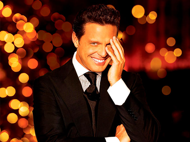 Luis Miguel reaparece acompañado de una guapa mexicana