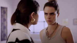 'Solo asesinatos en el edificio': Cara Delevingne será la amante de Selena Gomez